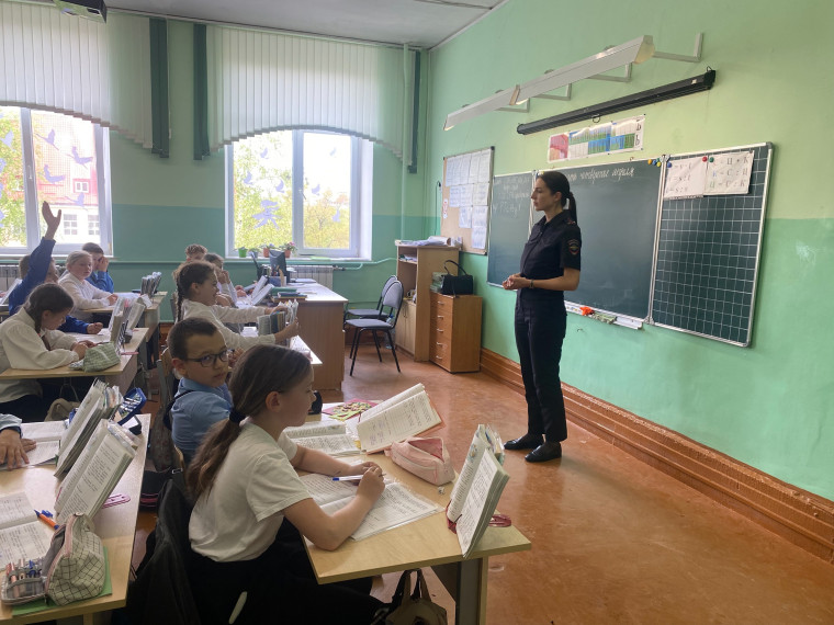 Беседа с сотрудниками ГИБДД..